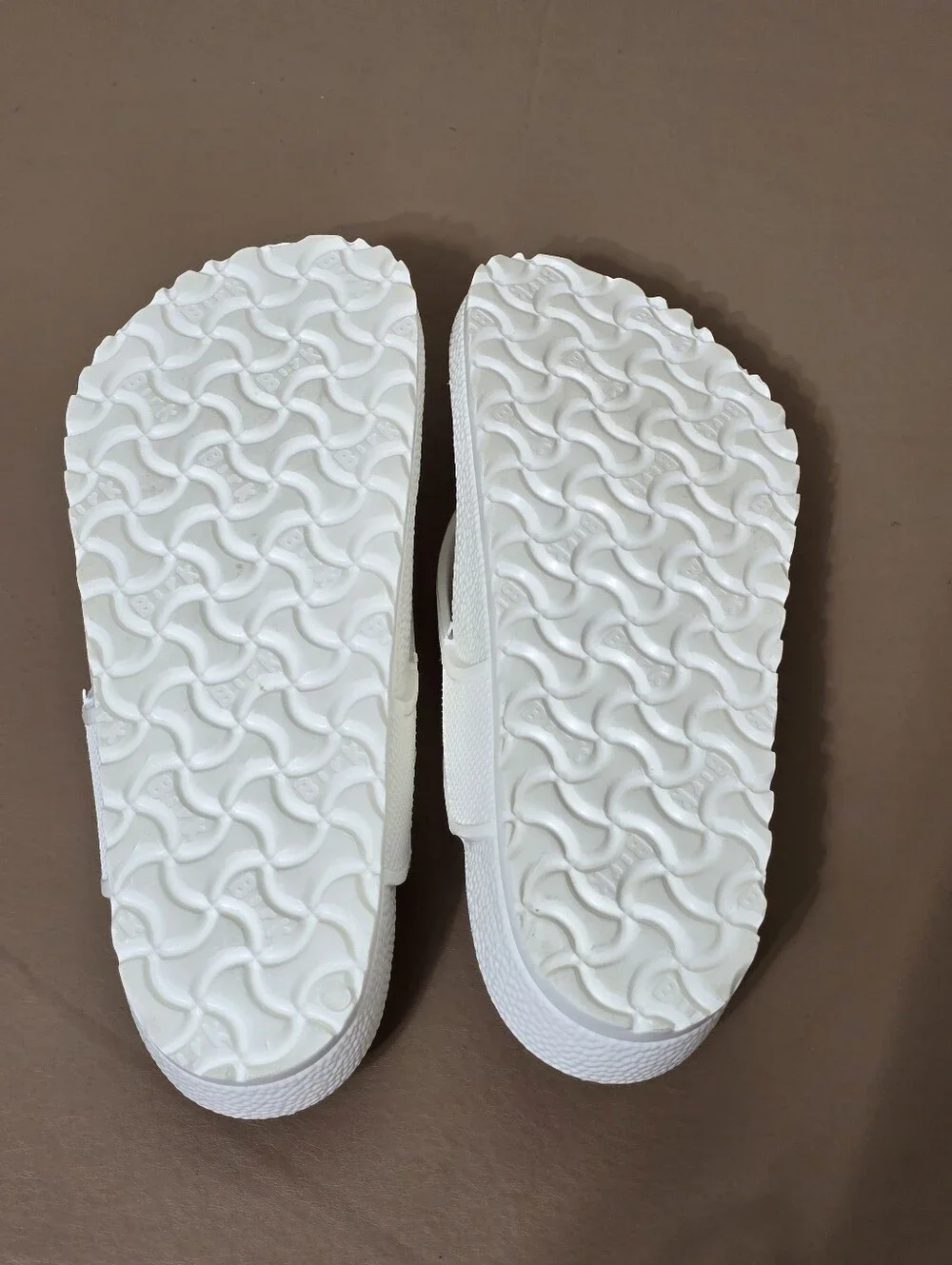 Birkenstock Honolulu Eva Flip Flops Women 38 EU/7 US Sandals Rubber White Beach - Picture 5 of 8